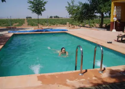 se vende casa chalet /TIERRA REGADIO// en Manzanares