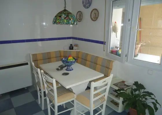 Se vende casa de dos dormitorios en zona Paseo del Rio en Manzanares