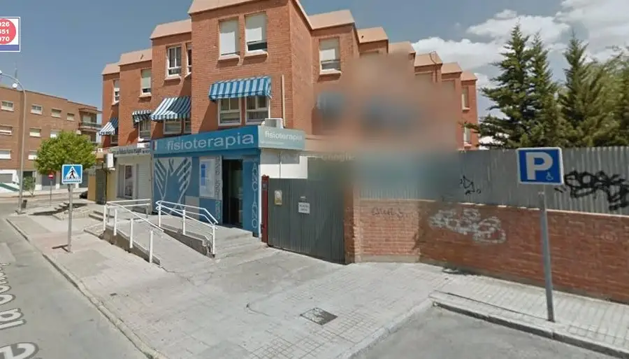 Se vende garaje cerrado junto al hospital con luz y agua en Alcázar de San Juan