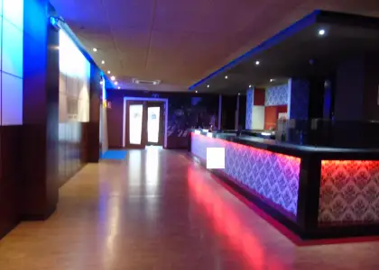 SE VENDE LOCAL COMERCIAL ALQUILADO DE 160 m/2 CENTRO DE ALCAZAR DE SAN JUAN en Alcázar de San Juan