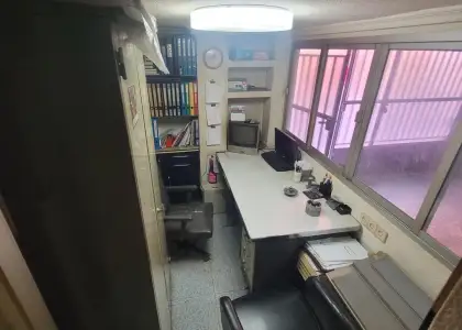 Se vende local con vado en Albacete