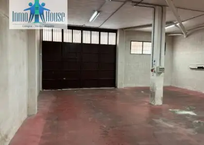 Se vende local zona industria en Albacete