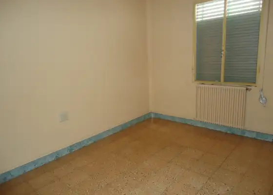 Se vende piso centrico de cuatro dormitorios en Manzanares