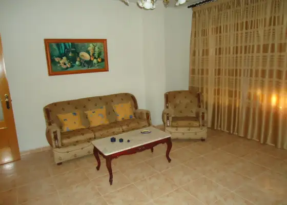 Se vende piso con cuatro dormitorios y garaje en zona centro en Manzanares