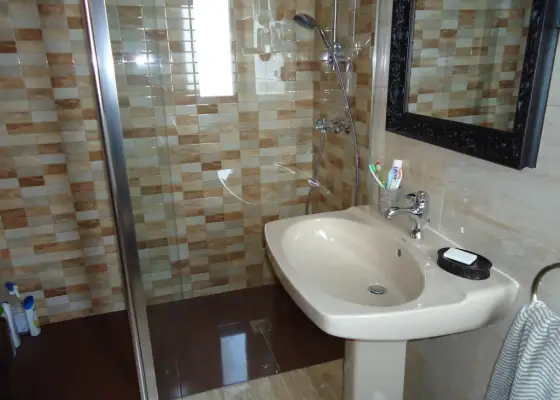 Se vende piso de cuatro dormitorios centrico y luminoso en Manzanares