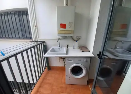 Se vende piso en rentabilidad de tres dormitorios, dos baños garaje y trastero junto a Avda de la Constitución en Alcázar de San Juan