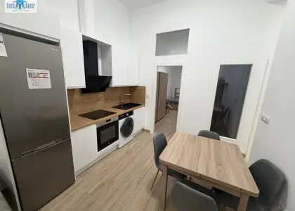 Se vende piso zona semicentro - deposito del sol en Albacete