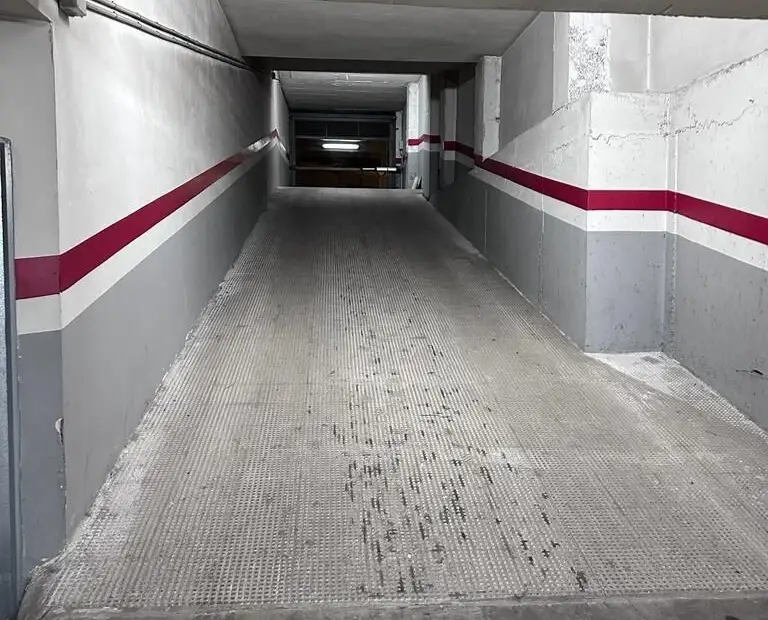 Se vende plaza de garaje para moto en Albacete