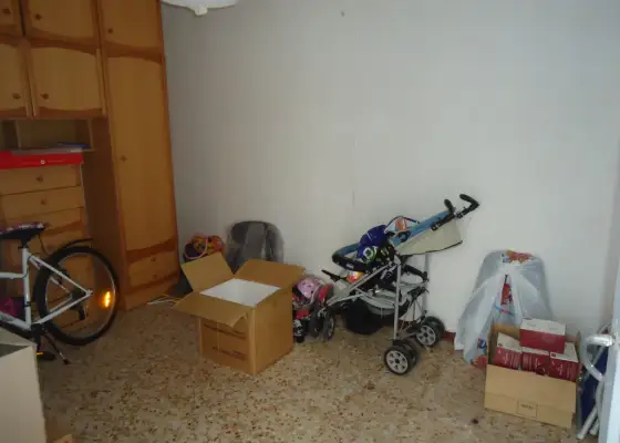 Se vende solar en zona divina pastora en Manzanares
