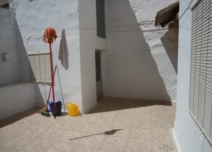 Se vende solar para derribo en Manzanares