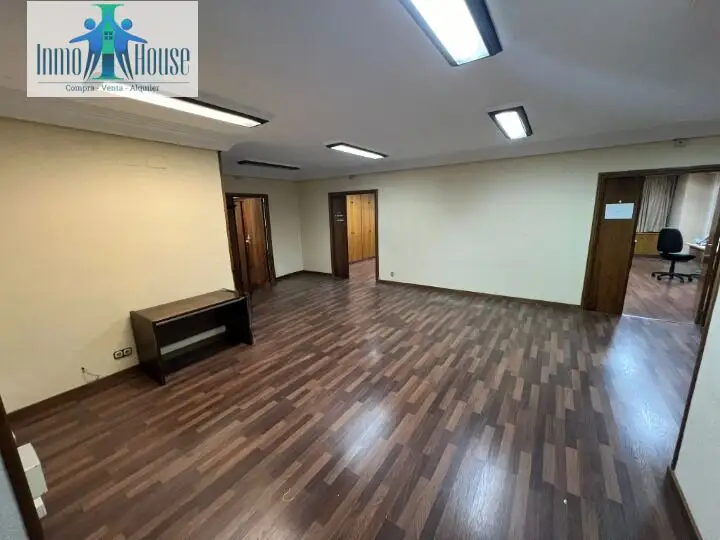 Se venden planta oficinas zona centro en Albacete
