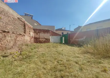 Solar cercano al centro en Alcázar de San Juan