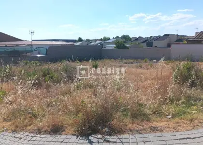 Solar en venta en Esquivias, Toledo en Esquivias