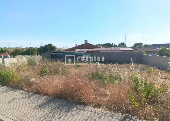 Solar en venta en Esquivias, Toledo en Esquivias