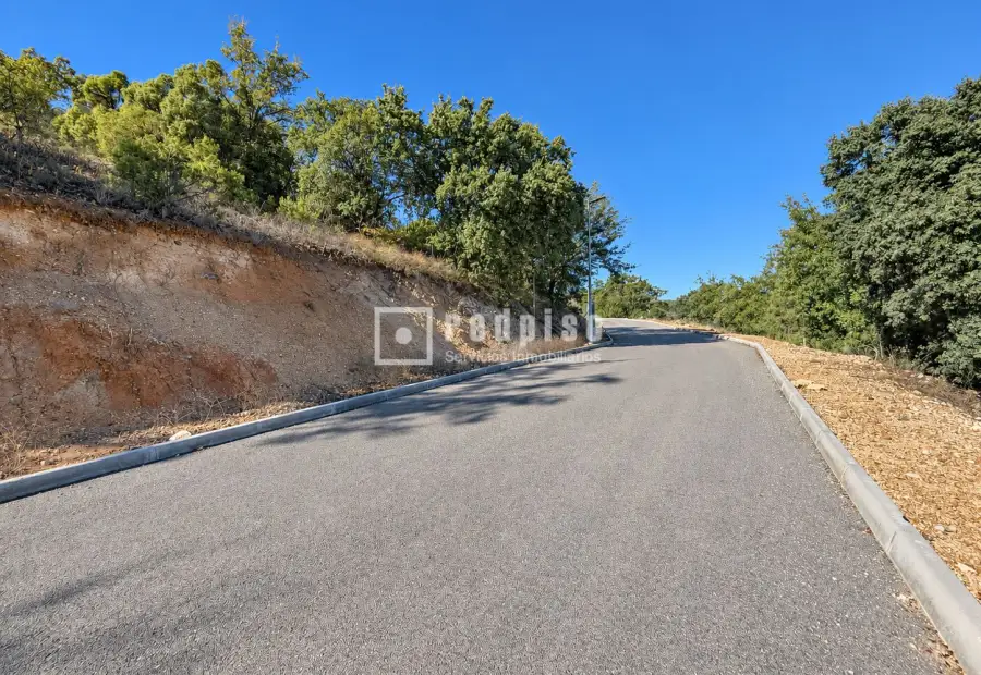 Solar en venta en Hontoba, Guadalajara en Hontoba