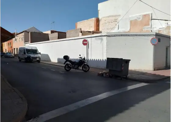 Solar en venta en Manzanares