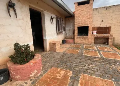 Terreno rural en venta en Alcázar De San Juan, de 500 m2 con terreno por 60.000 €, Ref. 0117 en Alcázar de San Juan