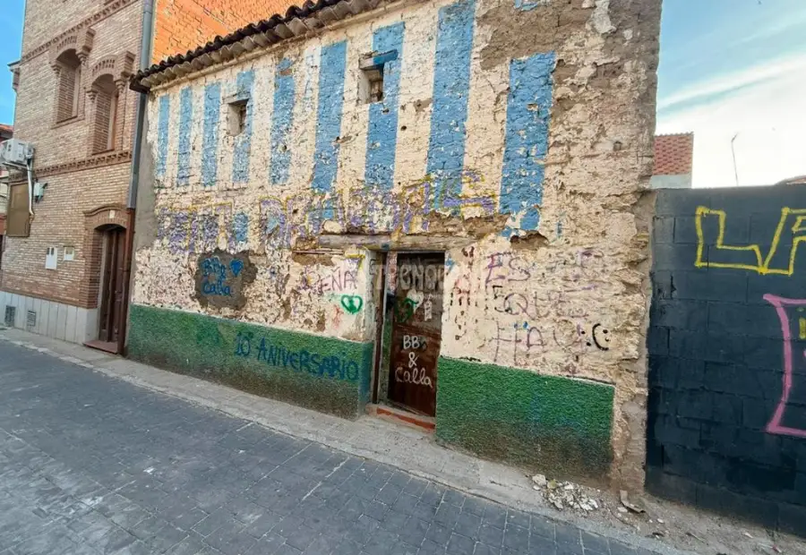 Terrenos en venta en Almorox - Almorox, 13.500 €, 49 m2, ref. 660117 en Almorox