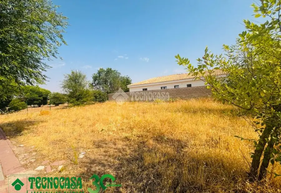 Terrenos en venta en Burguillos De Toledo - Burguillos De Toledo, 42.000 €, 408 m2, ref. 574611 en Burguillos de Toledo