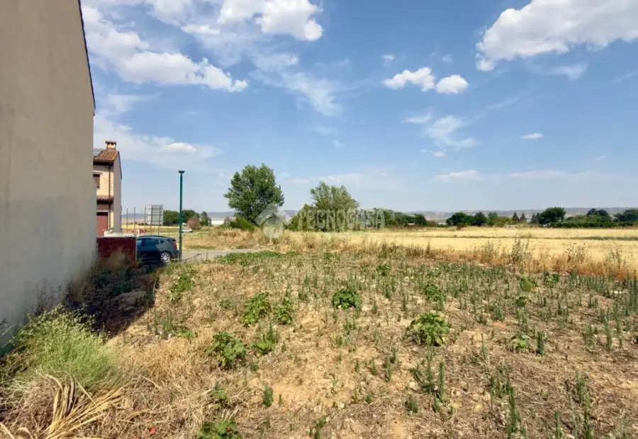 Terrenos en venta en Marchamalo - Centro Ciudad, 72.500 €, 234 m2, ref. 664901 en Marchamalo