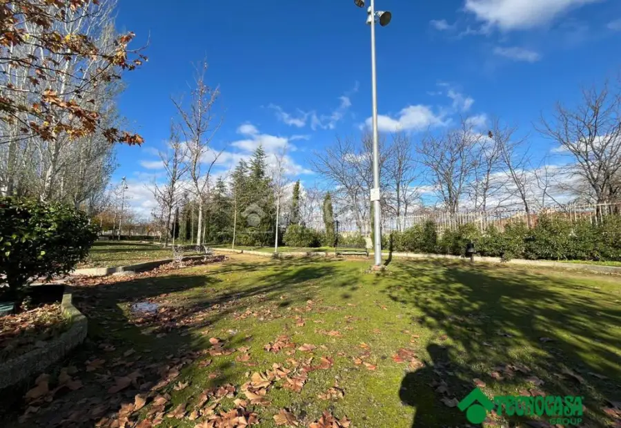 Terrenos en venta en Torrijos - Torrijos, 45.000 €, 220 m2, ref. 642639 en Torrijos
