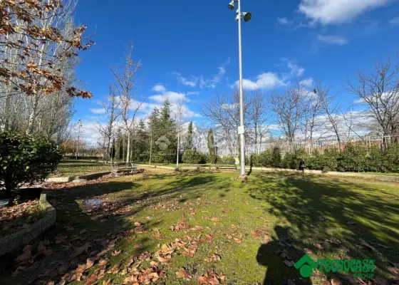 Terrenos en venta en Torrijos - Torrijos, 45.000 €, 220 m2, ref. 642639 en Torrijos