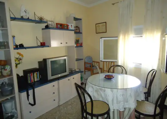 Venta de casa de vecinos en zona centro en Manzanares