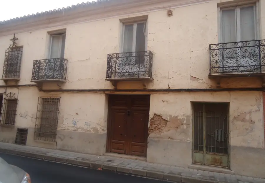 Venta de casa en Calle Morago en Manzanares