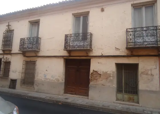 Venta de casa en Calle Morago en Manzanares