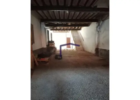 venta de casa en Manzanares, Empedrada