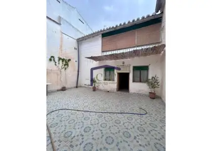 venta de casa en Manzanares, Plaza de la constitución en Manzanares