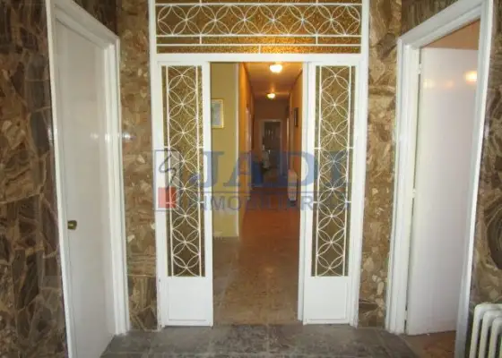 venta de casa en Valdepeñas, CENTRO