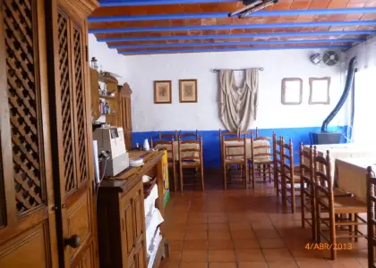 Venta de casa rural con restaurante en Manzanares