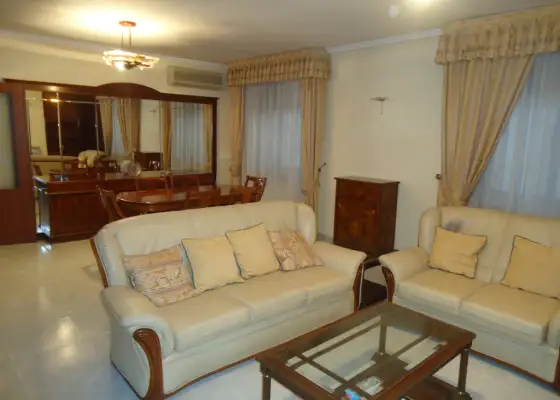Venta de casa unifamiliar en zona residencial muy cercana al centro en Manzanares