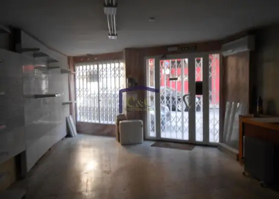 venta de local en Manzanares, Centro