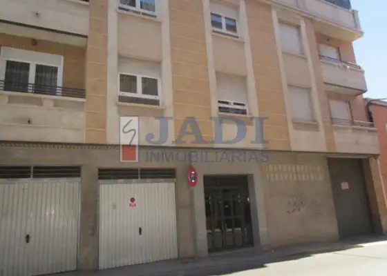 venta de local en Valdepeñas, CENTRO en Valdepeñas