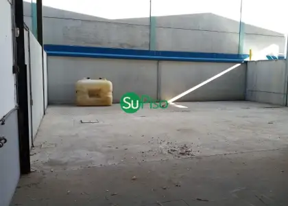 venta de nave en Illescas, arboledas en Illescas