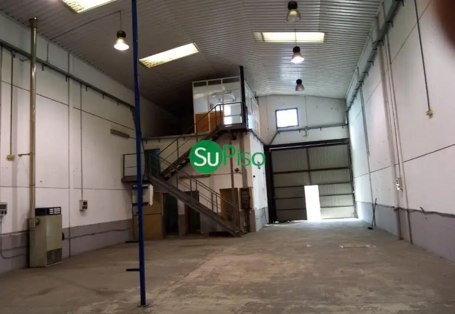 venta de nave en Illescas, arboledas en Illescas