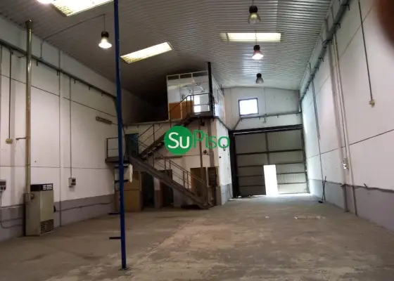 venta de nave en Illescas, arboledas en Illescas