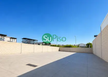 venta de nave en Yeles, Barrio de la Estación en Yeles
