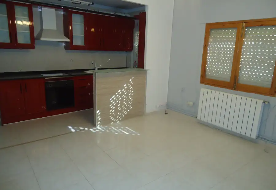 Venta de parte de casa de tres dormitorios en planta baja en Manzanares