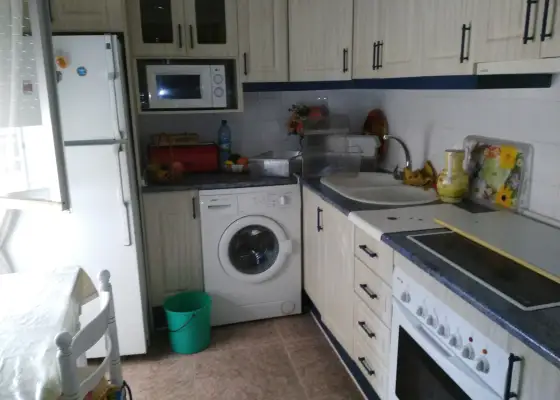 Venta de piso de cuatro dormitorios y dos baños en el centro en Manzanares