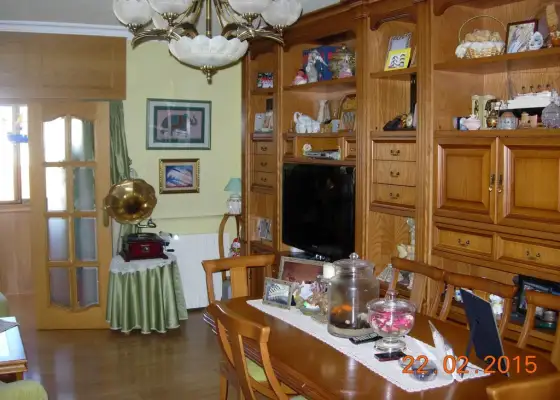 Venta de piso de tres dormitorios, con garaje en zona residencial en Manzanares