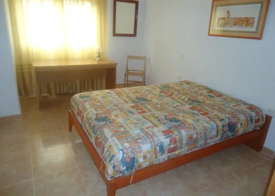 Venta de piso de tres dormitorios en zona centro en Manzanares