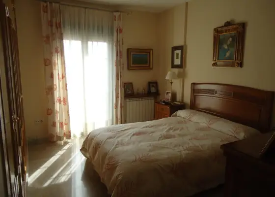 Venta de piso muy amplio y luminoso seminuevo muy centrico en Manzanares