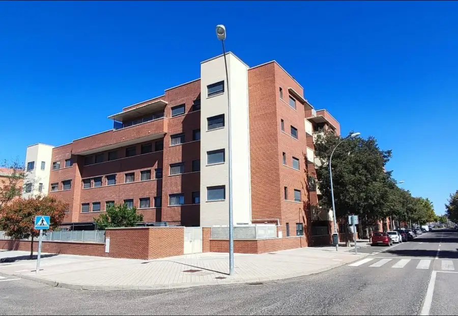 Venta de piso zona hospital alonso cespedes, 4 en Ciudad Real