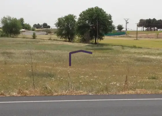 venta de terreno en Manzanares, Paseo del río