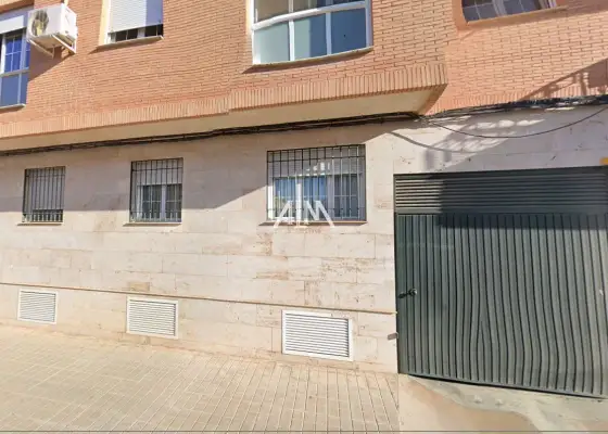 Venta Garaje Colegio Altagracia, Manzanares