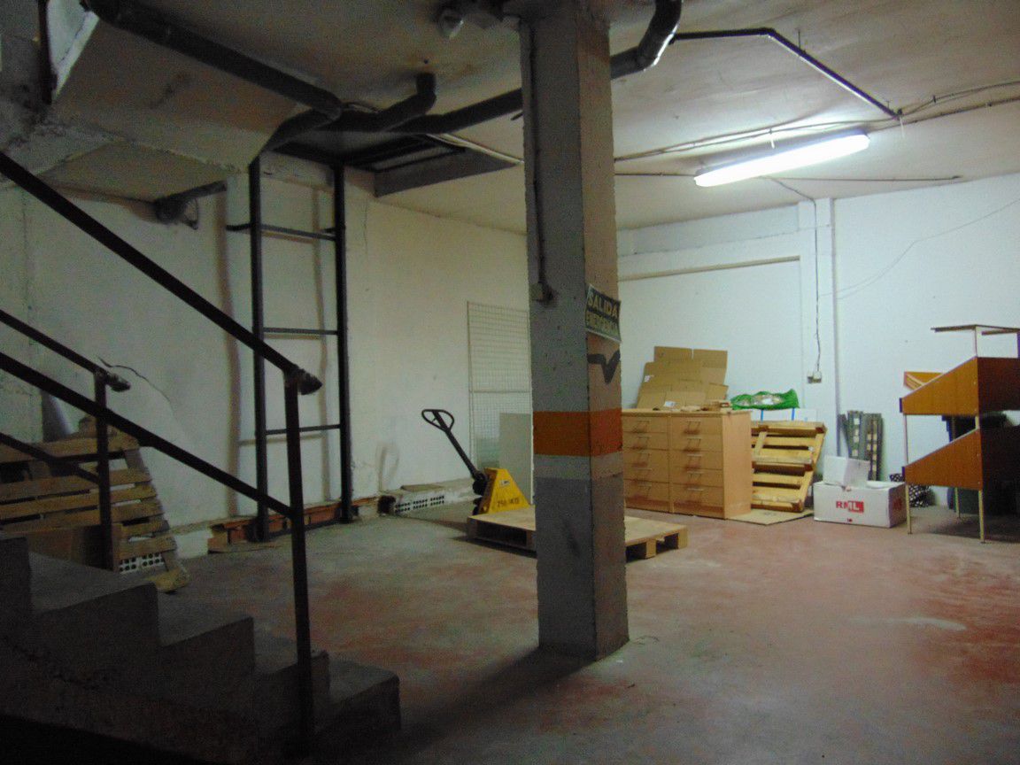 Local Comercial en Valdepeñas, Centro