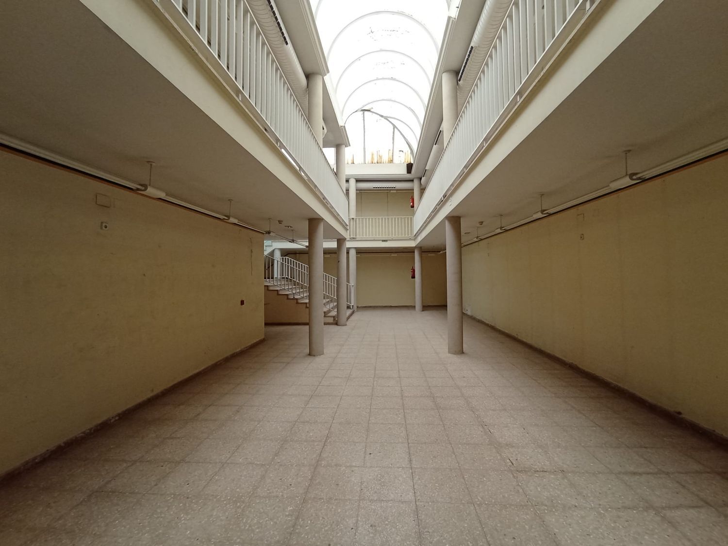 Local En Venta Calle Socuéllamos, Tomelloso